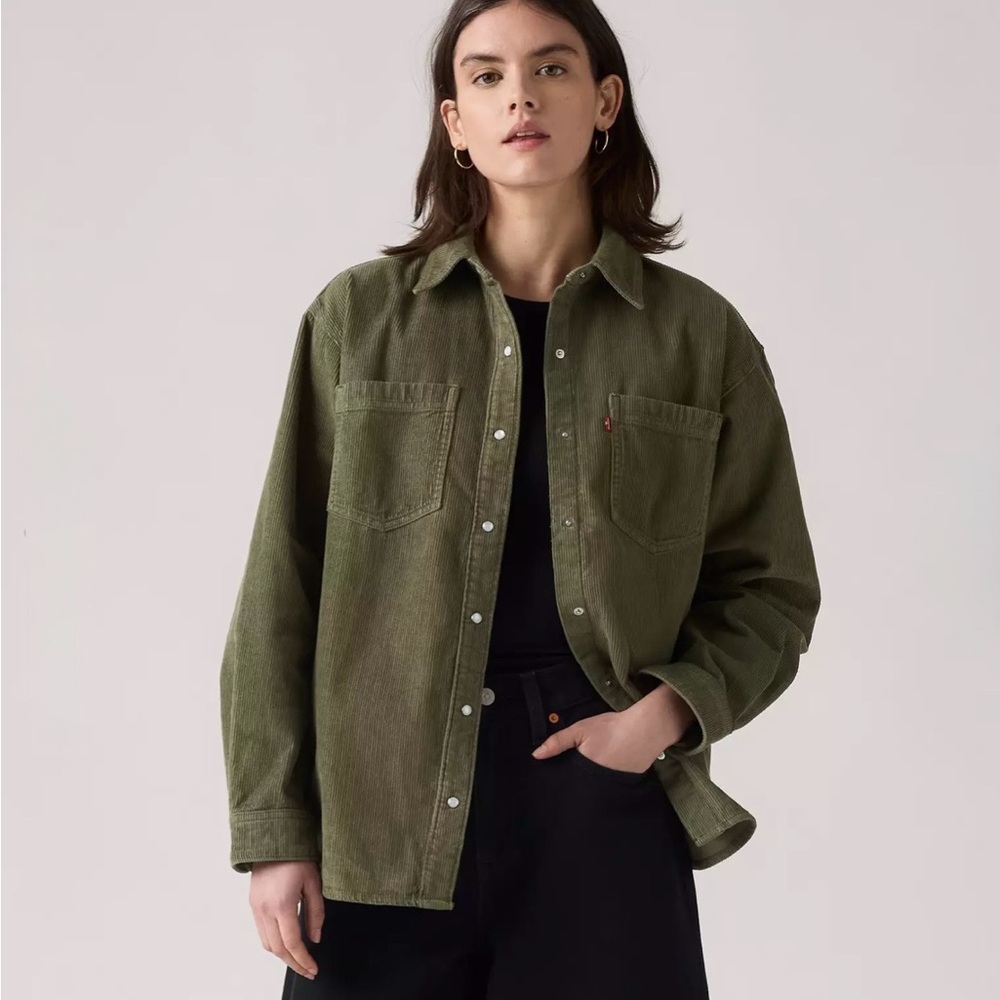Levi's Iris corduroy button down shirt